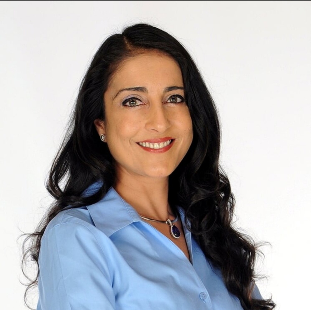 Meet your Posher, Zaahira
